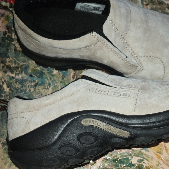 Merrell Women's Gray Slip-On Shoes - Picture 7 of 14